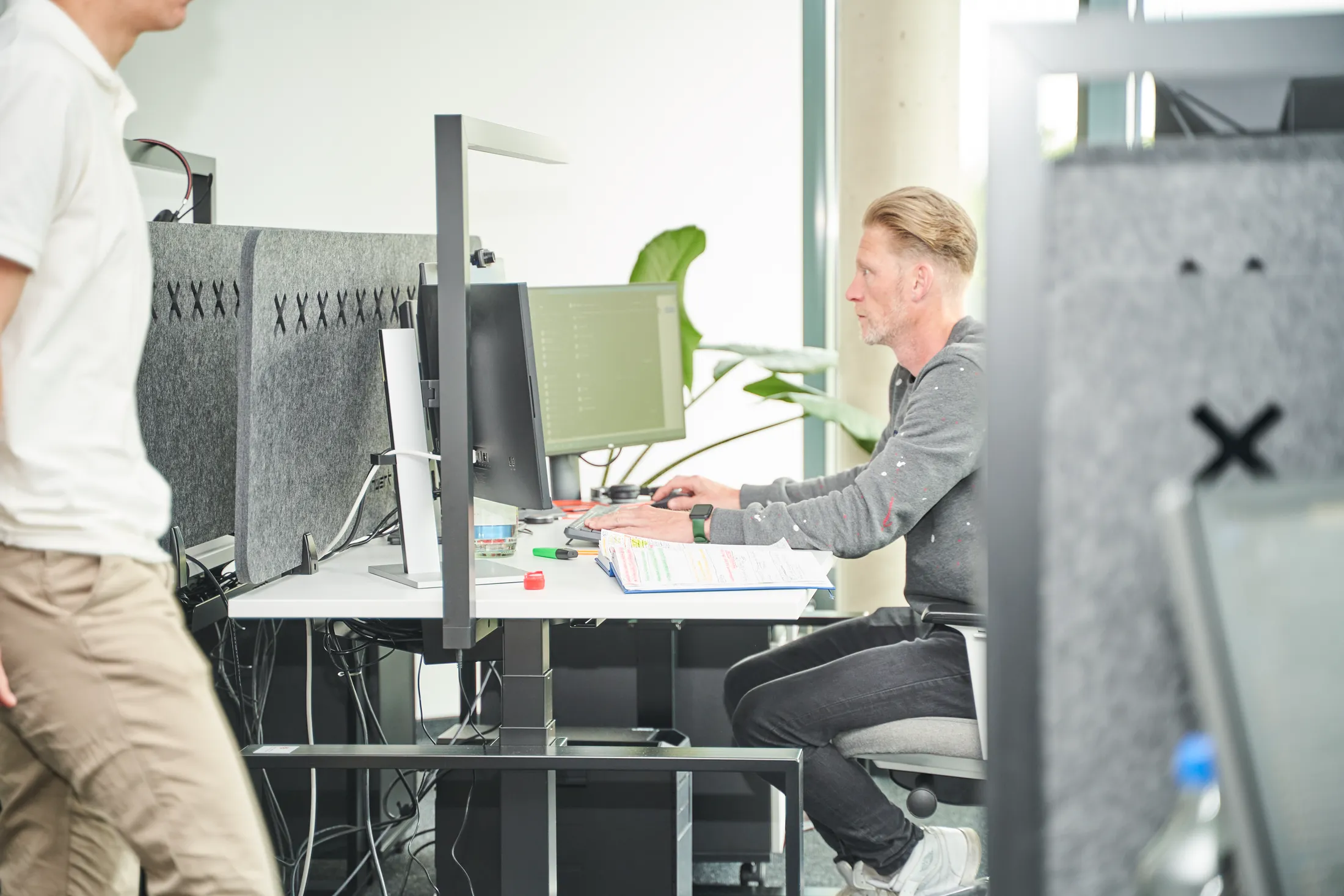 Arbeitsplätze im Büro von CO2NSULTING